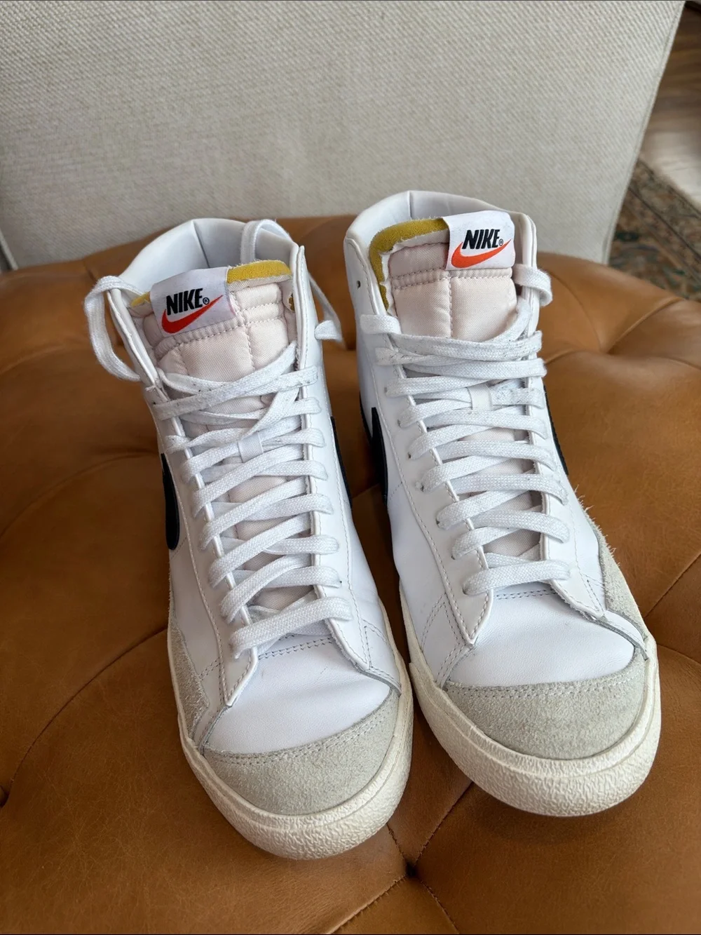 Nike Blazer Mid 77 High Top Shoe